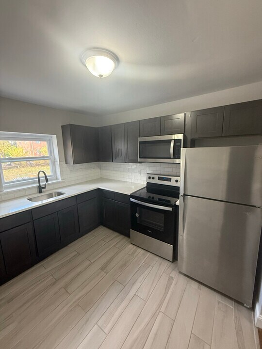 393 Grove St in North Plainfield, NJ - Foto de edificio