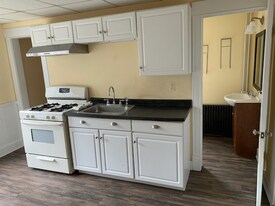 2600 Elim Ave in Zion, IL - Building Photo
