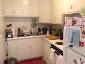 411 E 8th St in Bloomington, IN - Building Photo - Building Photo