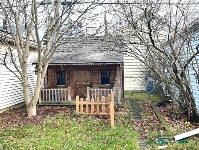 2119 Waterbury Rd in Lakewood, OH - Building Photo - Building Photo