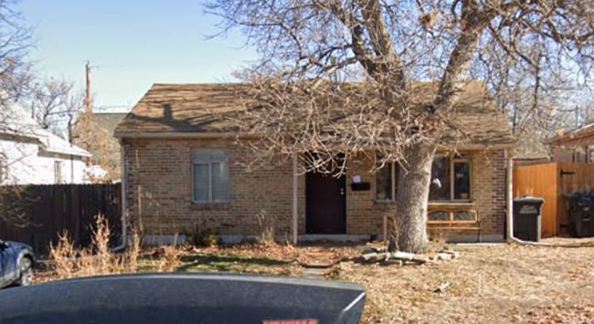 property at 3350 N Elizabeth St