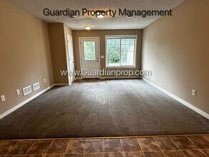 9913 Vera Cruz Ln in Brooklyn Park, MN - Building Photo - Building Photo