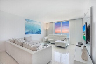 3901 S Ocean Dr in Hollywood, FL - Foto de edificio - Building Photo