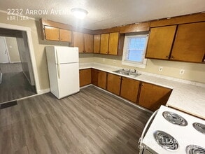 2232 Arrow Ave in Anderson, IN - Building Photo - Building Photo