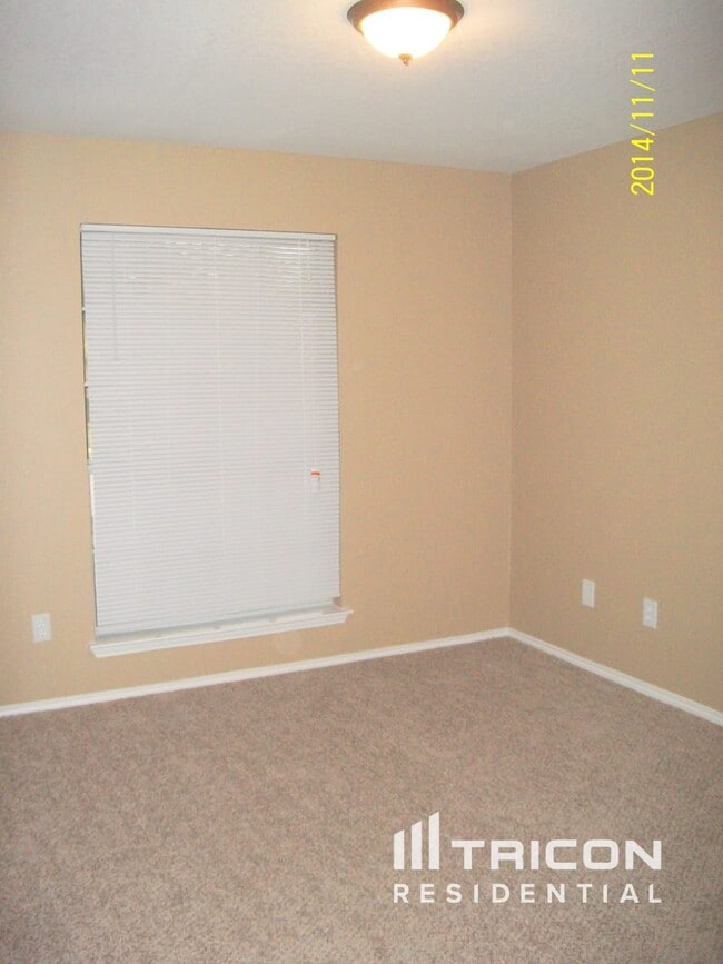 746 Catalina Dr in Lancaster, TX - Building Photo - Building Photo