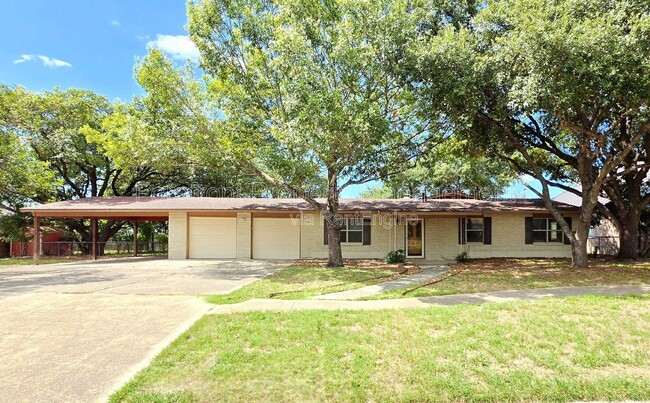 7609 Linkside St in San Antonio, TX - Building Photo - Building Photo
