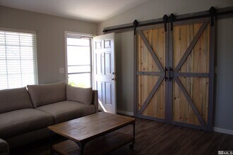 17450 Crystal Canyon Blvd in Reno, NV - Building Photo - Building Photo