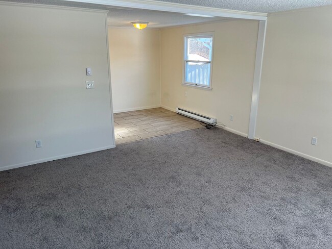 407 Earl St in Burlington, NJ - Building Photo - Building Photo