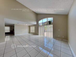 16554 NW 10th St in Pembroke Pines, FL - Foto de edificio - Building Photo