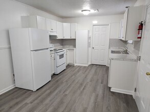 2433 Amsterdam Dr in Augusta, GA - Building Photo - Building Photo