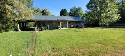 203 Church Hollow Rd in Boone, NC - Building Photo - Building Photo