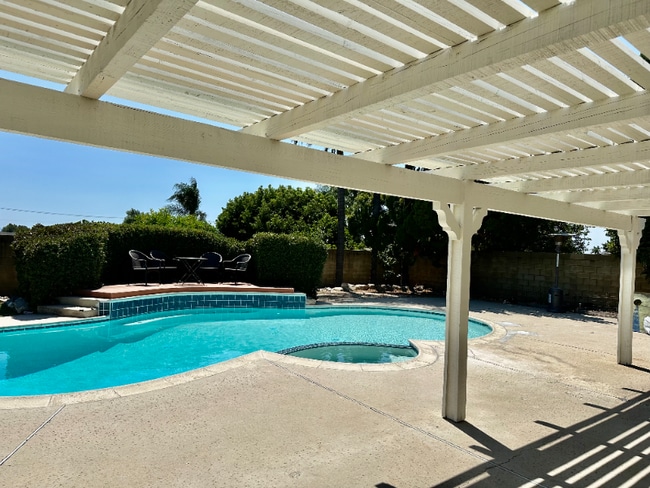 8451 Garden St in Rancho Cucamonga, CA - Building Photo - Building Photo