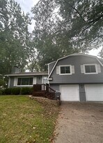 12825 E 50th Terrace in Independence, MO - Building Photo