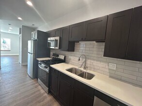 4411 N Kimball Ave in Chicago, IL - Building Photo - Building Photo