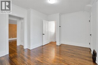 2157 Pelissier St in Windsor, ON - Building Photo - Building Photo
