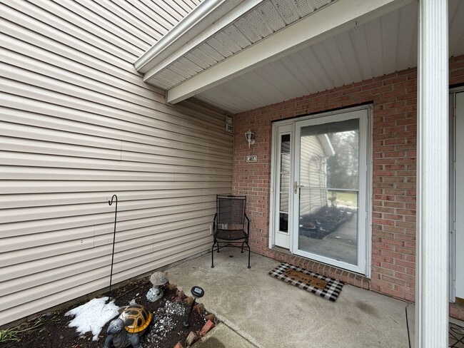 7709 Brandywine Creek Dr in Northfield, OH - Building Photo - Building Photo