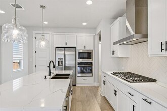 2136 Nightjar Song Dr in Leander, TX - Building Photo - Building Photo