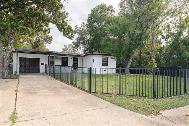 2014 Peavy Rd in Dallas, TX - Building Photo - Building Photo