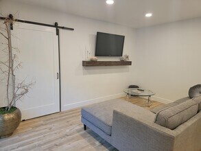 16974 Escalon Dr in Los Angeles, CA - Building Photo - Building Photo