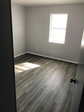 100 Ravenwood Dr in Jacksonville, NC - Building Photo - Building Photo