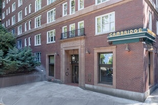Cambridge Apartments in Seattle, WA - Building Photo