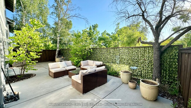 210 Promenade Ln in Danville, CA - Building Photo - Building Photo