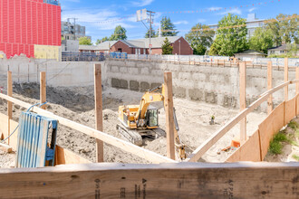 East Tower in Vancouver, BC - Building Photo - Building Photo