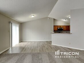 1230 Redwood Dr in Greenfield, IN - Building Photo - Building Photo