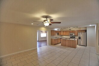2712 W Villa Rita Dr in Phoenix, AZ - Building Photo - Building Photo