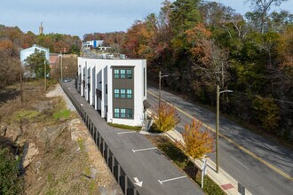 18th Street Townhomes in Birmingham, AL - Building Photo - Building Photo