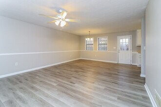 4107 Rocky Face Dr in Douglasville, GA - Foto de edificio - Building Photo