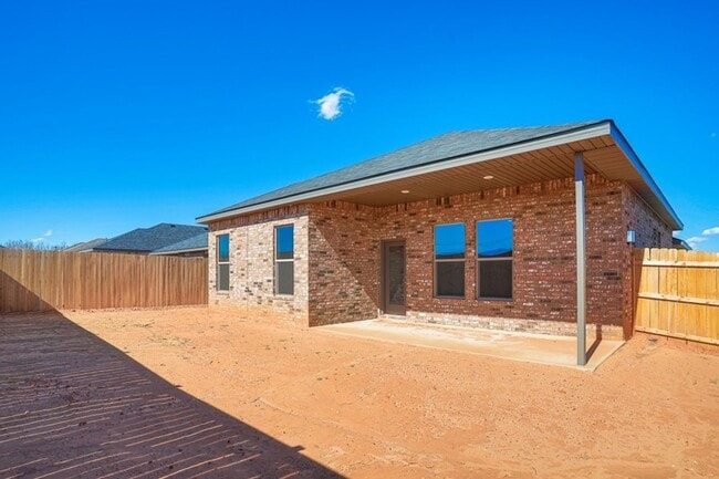 7116 E County Rd 99 in Midland, TX - Building Photo - Building Photo