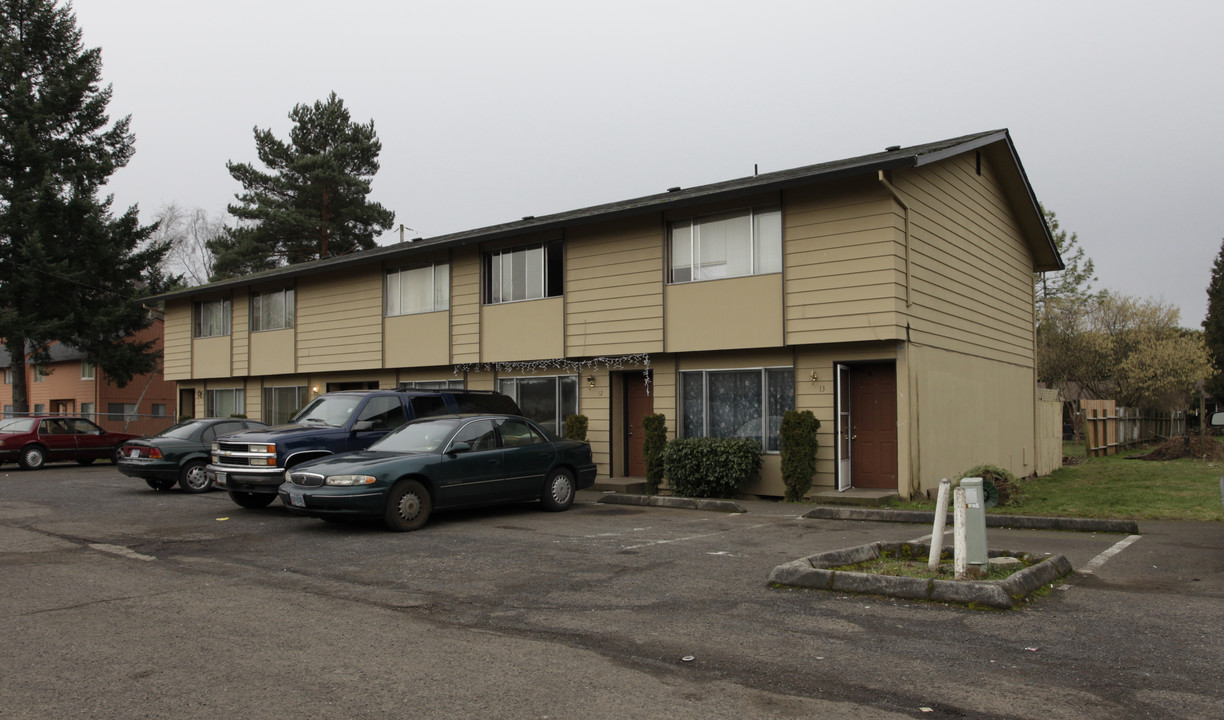 Greenwood Manor Apartments in Vancouver, WA - Building Photo