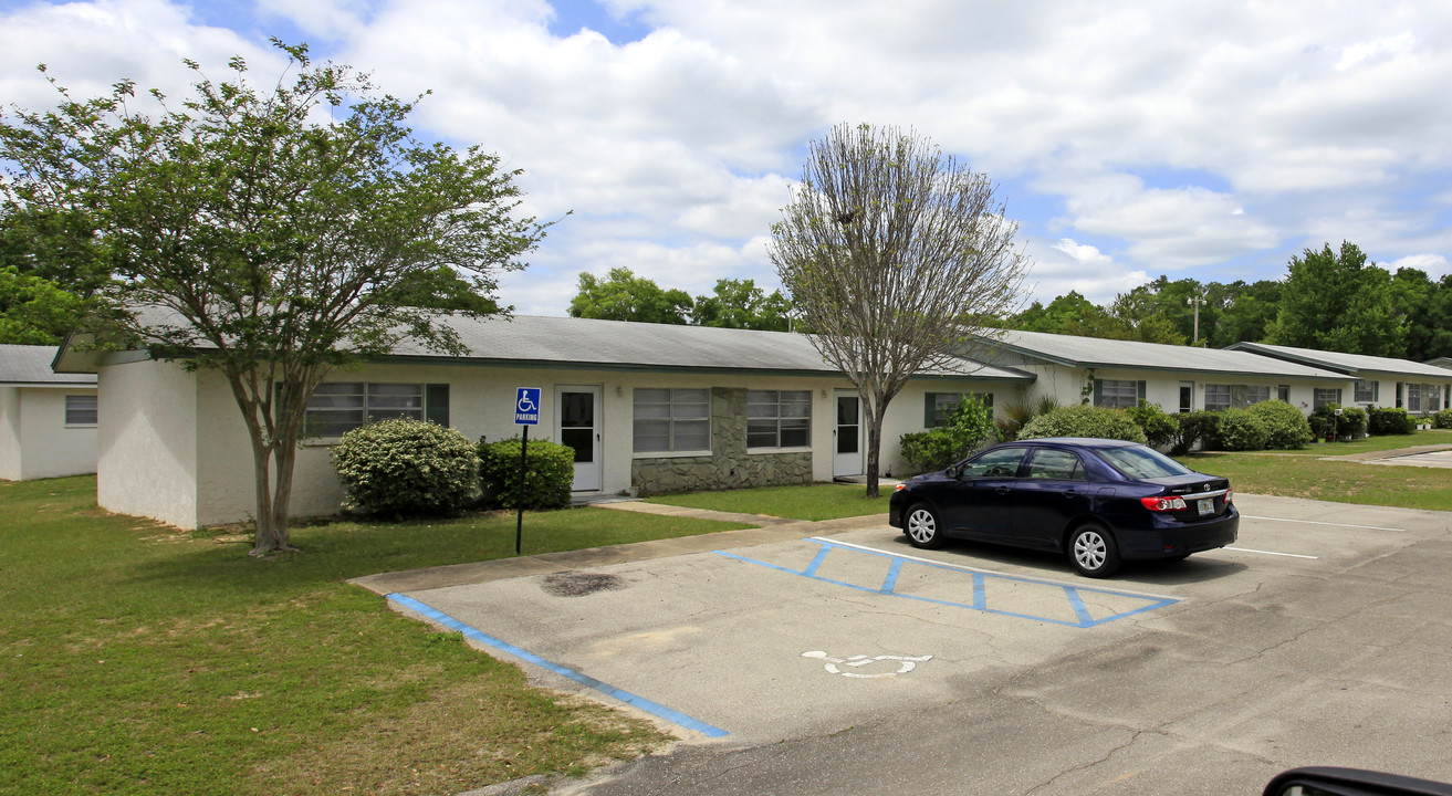 Oakridge Townhouses in Tallahassee, FL - Building Photo