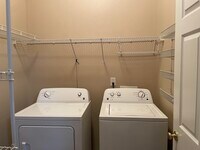 1247 Carriage Dr photo'