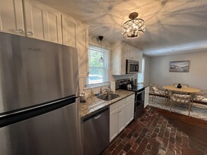 12 State Rd in Plymouth, MA - Building Photo - Building Photo