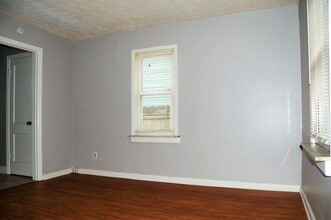926 S Harris Ave in Columbus, OH - Building Photo - Building Photo