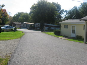 Lakeview Mobile Home Park in Wabash, IN - Building Photo - Building Photo