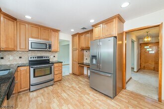 3 Greenridge Dr in Montville, NJ - Building Photo - Building Photo