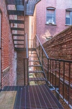 342 North St, Unit 1A in Boston, MA - Building Photo - Building Photo