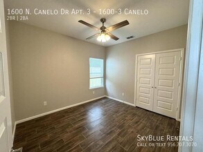 1600 Canelo Dr in Edinburg, TX - Building Photo - Building Photo