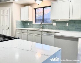 1542 Glenmore Dr in Lewisville, TX - Building Photo - Building Photo