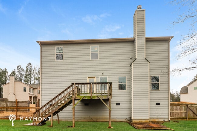 8 Ajo Way in Dallas, GA - Foto de edificio - Building Photo