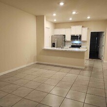 86624 Shortline Cir in Yulee, FL - Building Photo - Building Photo