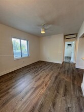 570 NE 69th St in Miami, FL - Building Photo - Building Photo