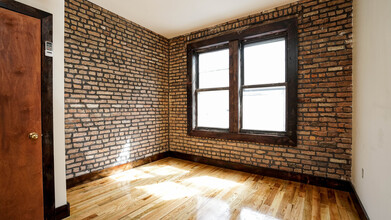 336 Starr St in Brooklyn, NY - Building Photo - Building Photo