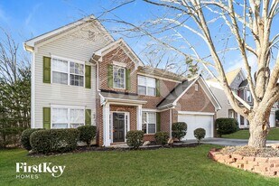 9827 Jeanette Cir in Charlotte, NC - Building Photo