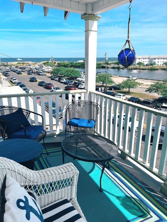 33 Broadway, Unit 3 in Ocean Grove, NJ - Building Photo