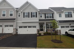 2925 Fence Buster Ct in Frederick, MD - Building Photo