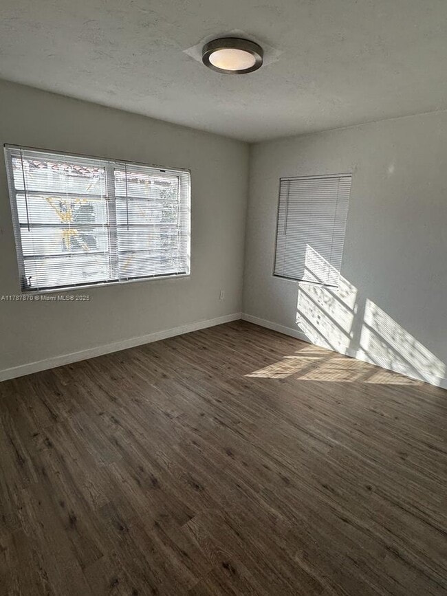 property at 541 SW 7th St